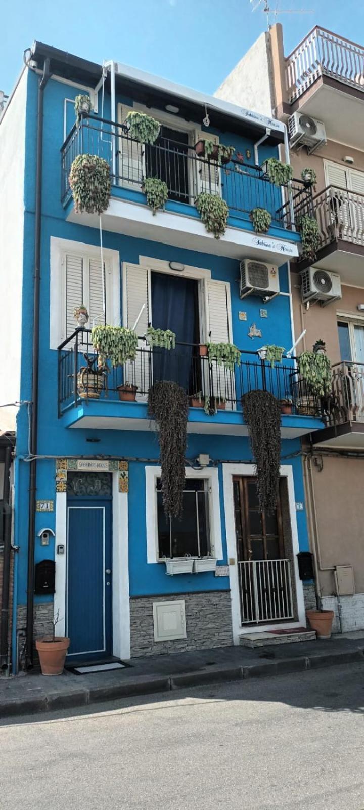 Апартаменты Sabrina'S House Джардини-Наксос Экстерьер фото